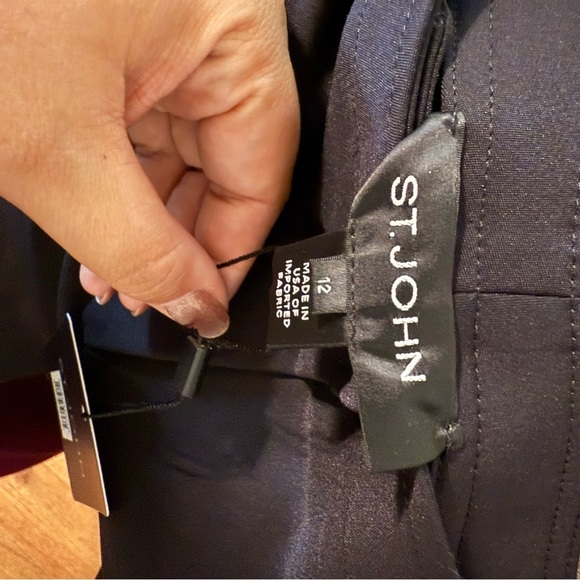 St. John Caviar Jennifer Fit Black front seam NWT slacks business career neutral - Picture 9 of 9